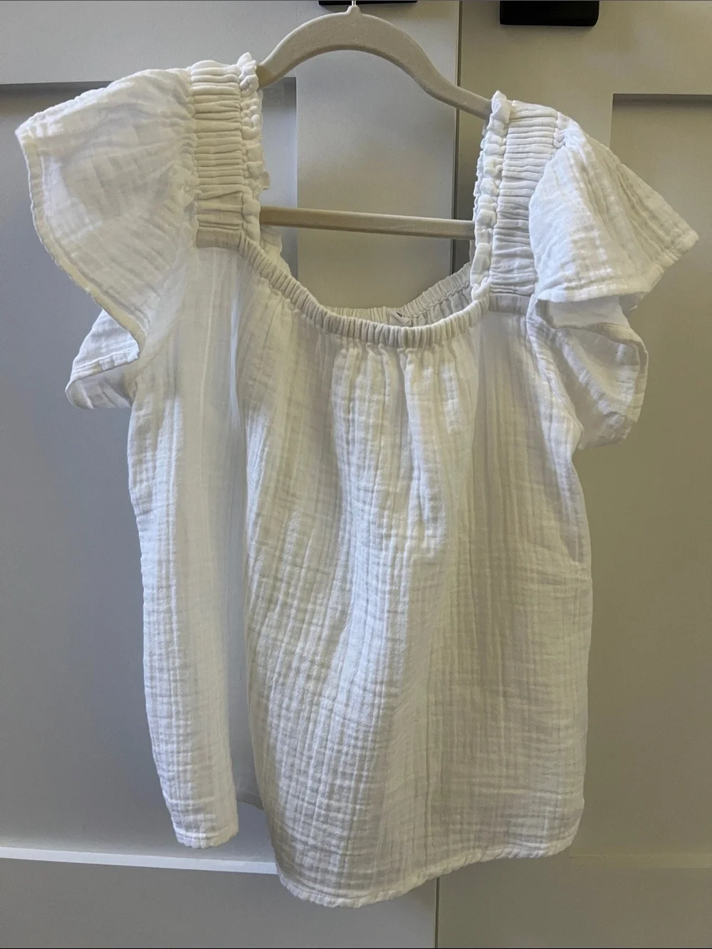 GAP Girls White Gauze Ruffle Sleeve Top & Shorts